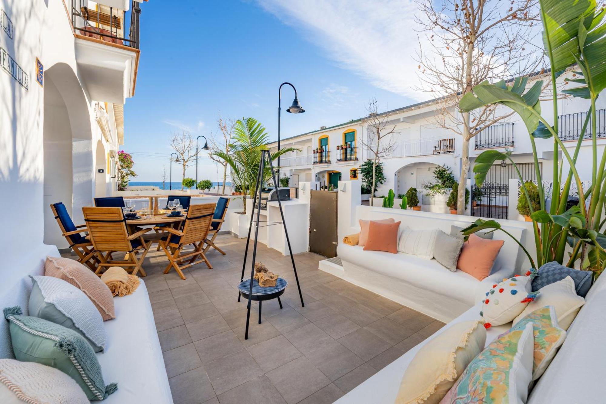 La Familia Beach House La Cala ลากาลาเดมิฮาส ภายนอก รูปภาพ