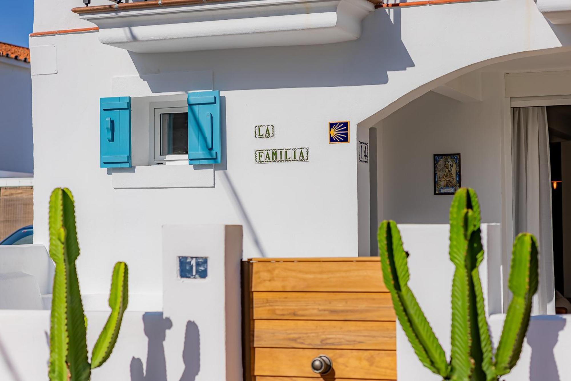 La Familia Beach House La Cala ลากาลาเดมิฮาส ภายนอก รูปภาพ
