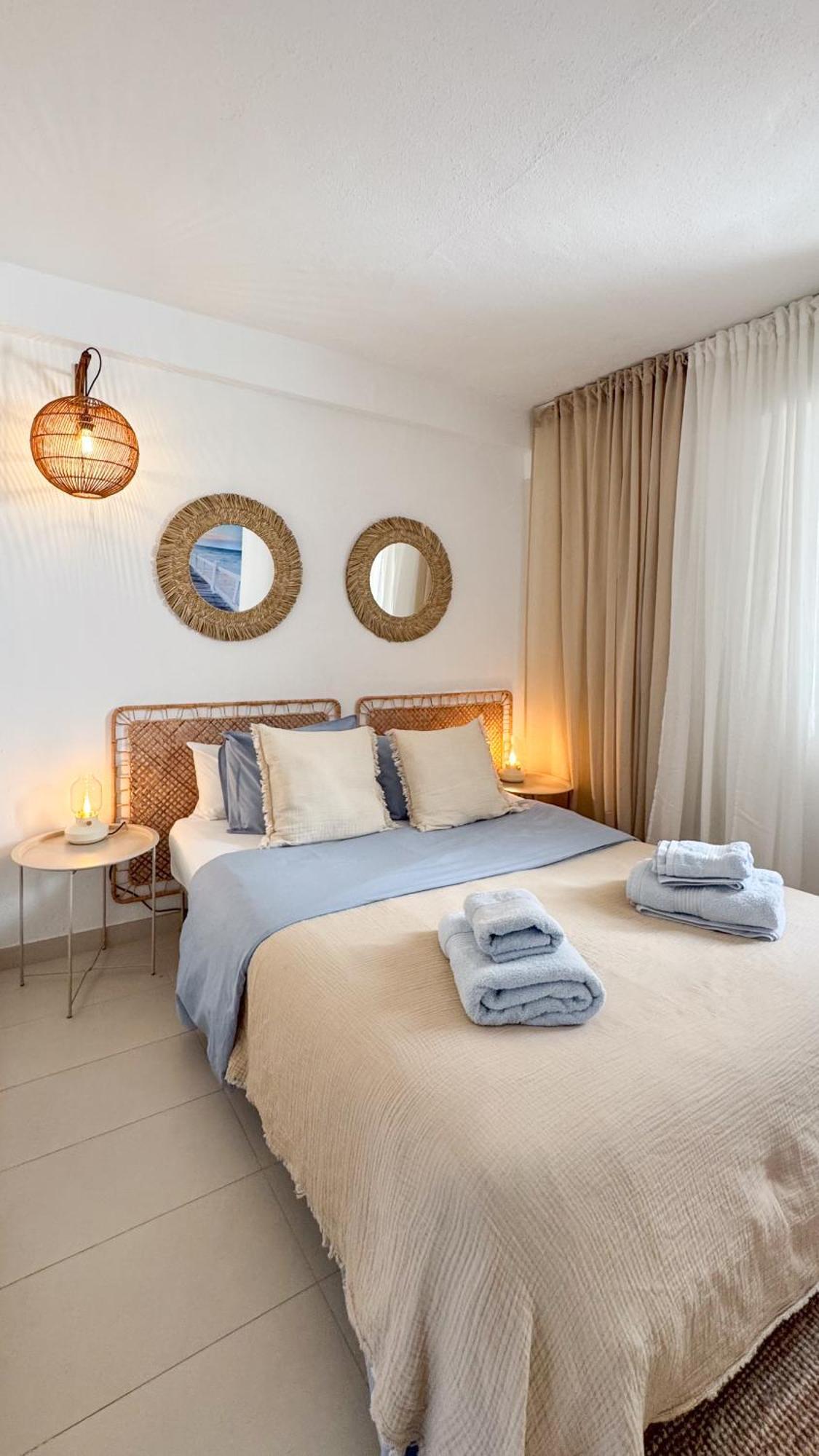 La Familia Beach House La Cala ลากาลาเดมิฮาส ห้อง รูปภาพ