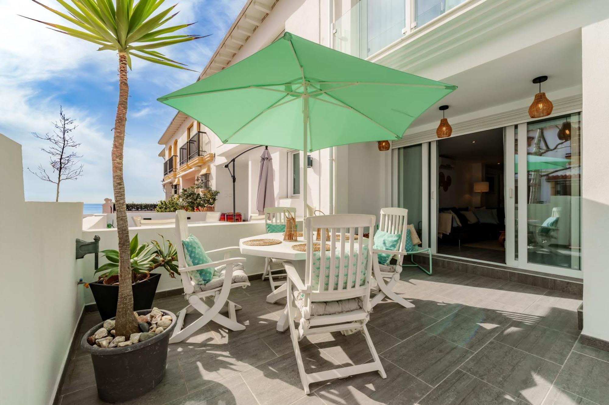 La Familia Beach House La Cala ลากาลาเดมิฮาส ภายนอก รูปภาพ